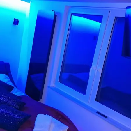 Z Jacuzzi Apartament *
