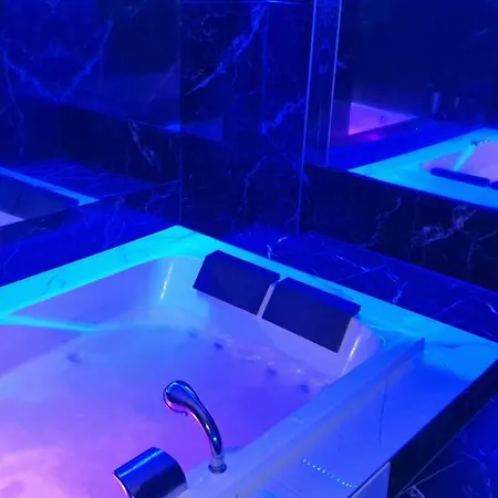 Z Jacuzzi Kołobrzeg